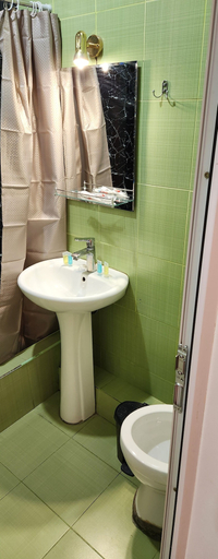 Bathroom 2, Sweet Hotel 1, Tbilisi