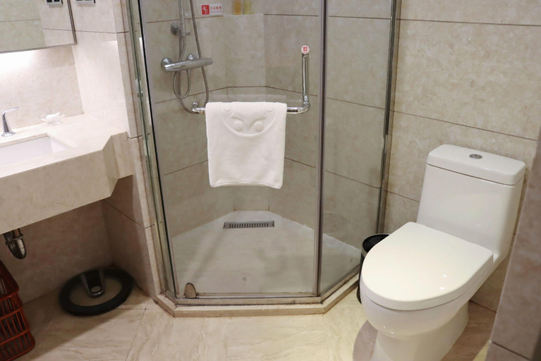 Bathroom 3, Sun City Hotel, Guangzhou