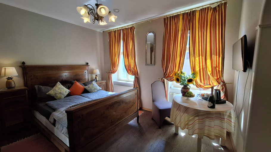 Bedroom 5, Hotel Auberge Mistral, Mittelsachsen