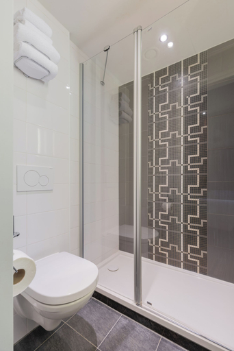 Bathroom 5, Amrâth Hotel DuCasque, Maastricht
