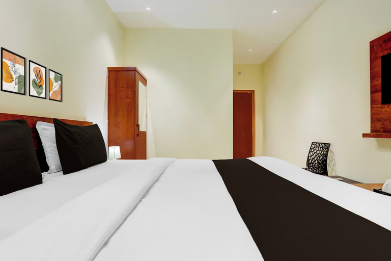 Room 2, Super Hotel O Ananthpur Formerly TR, Anantapur