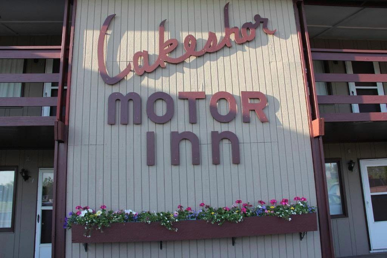 Exterior & Views 2, Lakeshor Motor Inn, Saint Louis