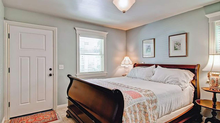 Interior 5, Downtown Diggs by Avantstay Spa + Chef's Kitchen Walk to Wineries, San Luis Obispo