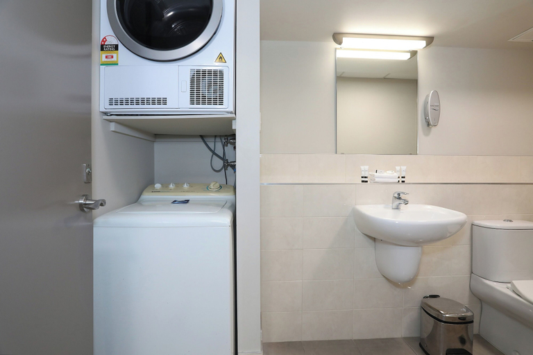 Bathroom 4, Ramada Encore By Wyndham Palmerston North, Palmerston North
