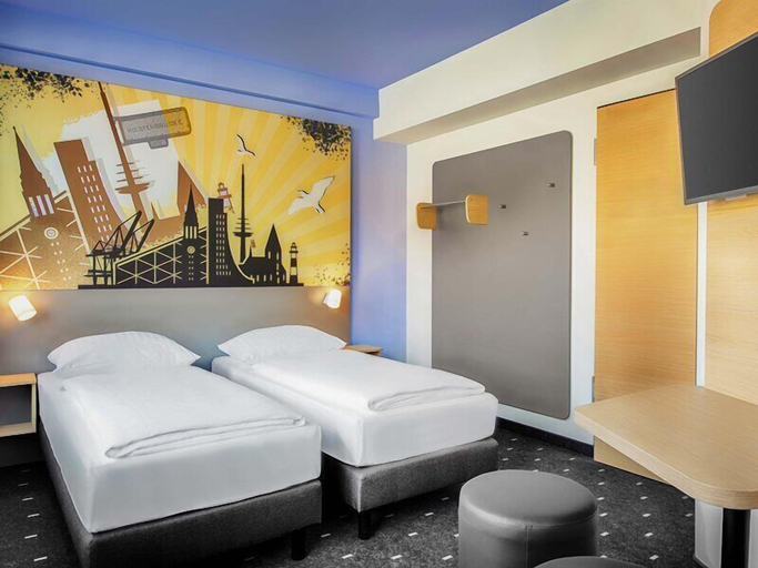 Bedroom 4, B&B Hotel Kiel-Holstenbrücke, Kiel