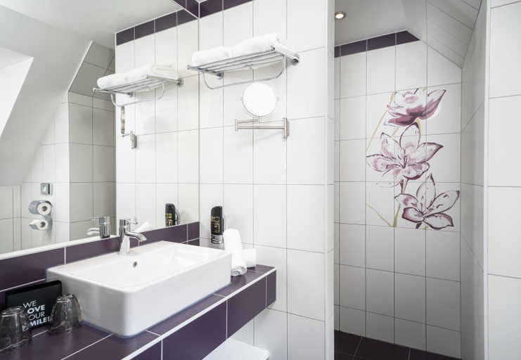 Bathroom 4, elaya hotel vienna city west, Trademark by Wyndham, Wien