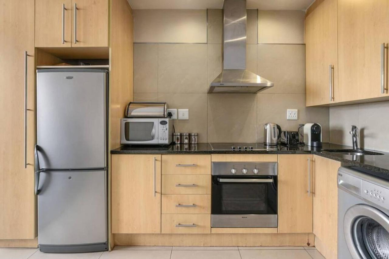 Others 5, Sandton Apartments Hydro, City of Johannesburg