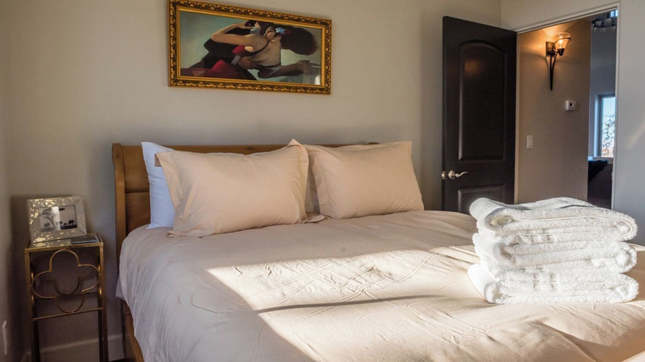 Interior 4, Paso Dream by Avantstay Oak Views + Great Room Quiet Paso Cul-de-sac, San Luis Obispo