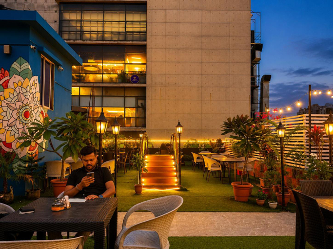 Food & Drinks 5, The Ambassador Hotel Dhanmondi, Dhaka
