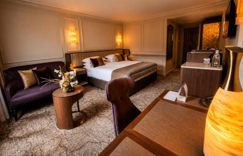 Bedroom 3, The Maryborough Hotel and Spa