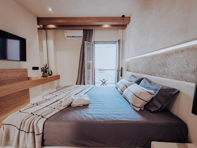 Room 5, Nonna's Suites, South Aegean