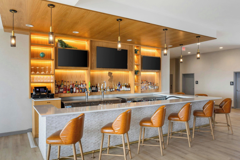 Food & Drinks 5, Four Points by Sheraton Newark Airport, Newark