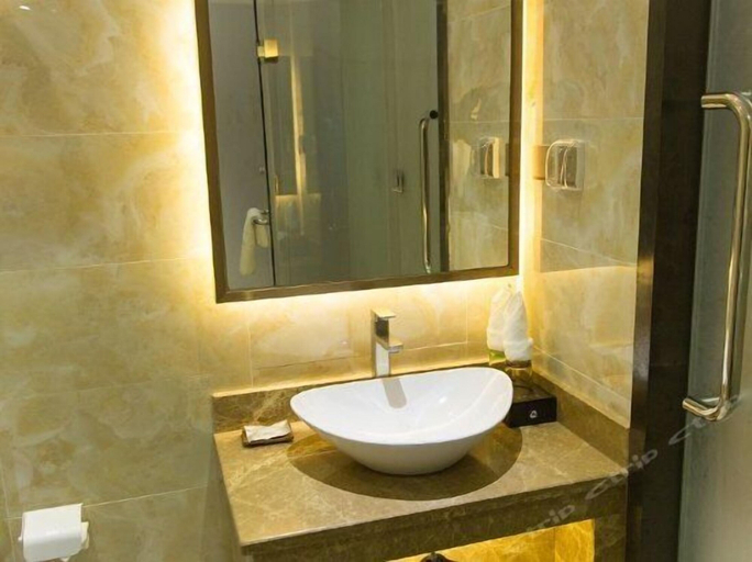 Bathroom 4, Lavande Hotel, Guangzhou