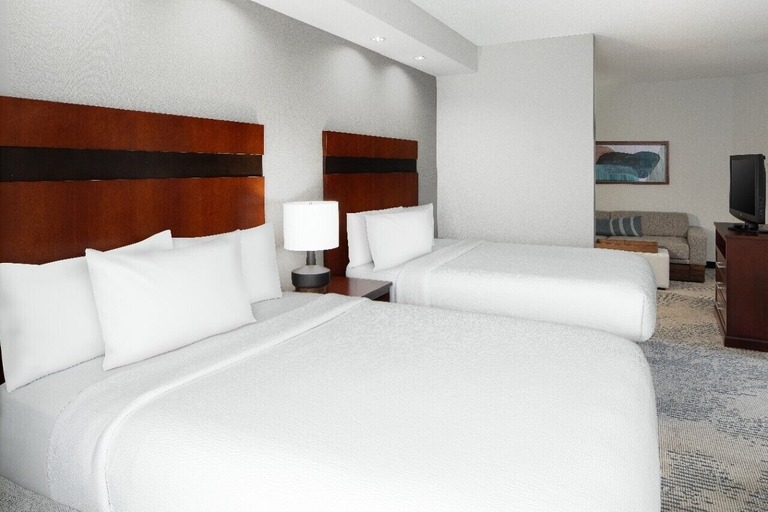 Bedroom 3, SpringHill Suites by Marriott Pigeon Forge, Sevier