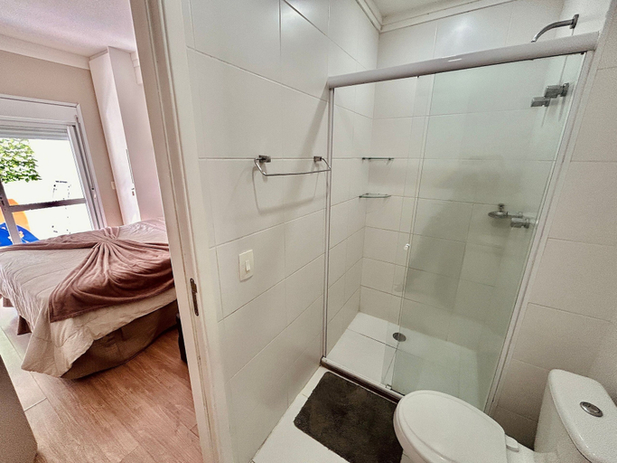 Bathroom 5, SHB Lazer Completo com Piscina, Santos
