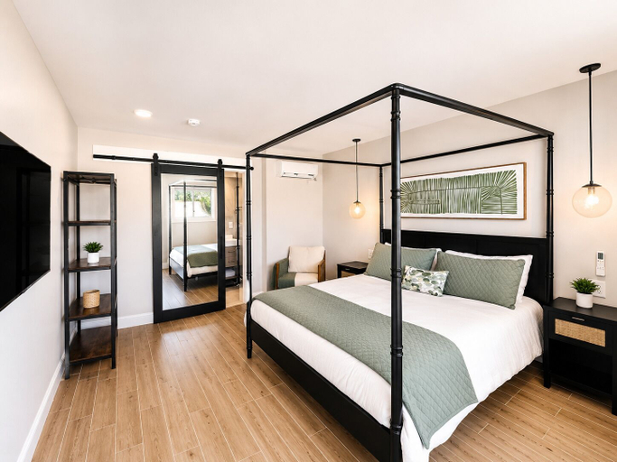 Bedroom 1, Bali Hai Resort, a Dazzler Select by Wyndham, Carteret