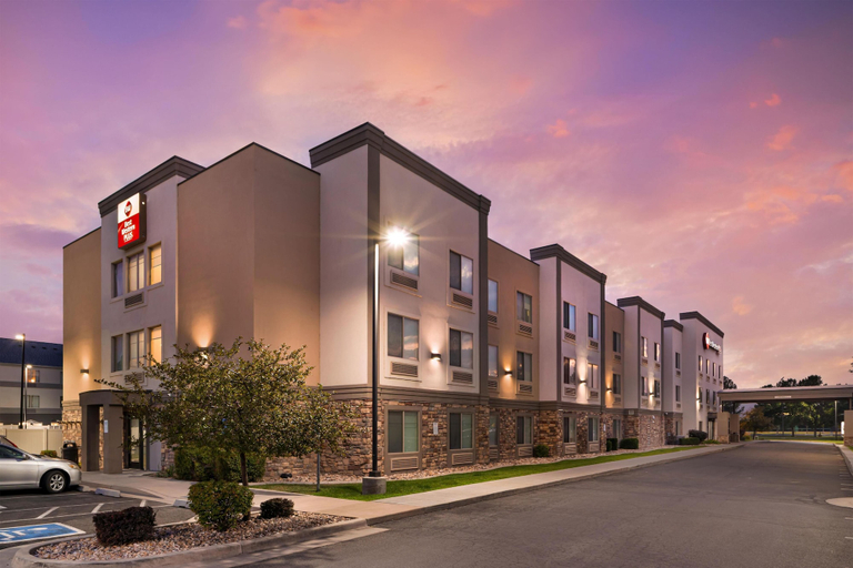 Exterior & Views 2, Best Western Plus Airport Inn & Suites, Salt Lake