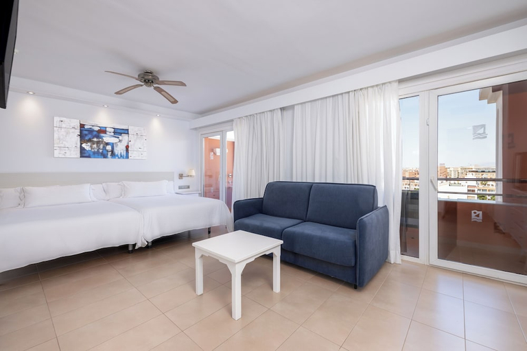 Bedroom 3, PLAYACAPRICHO HOTEL, Almería