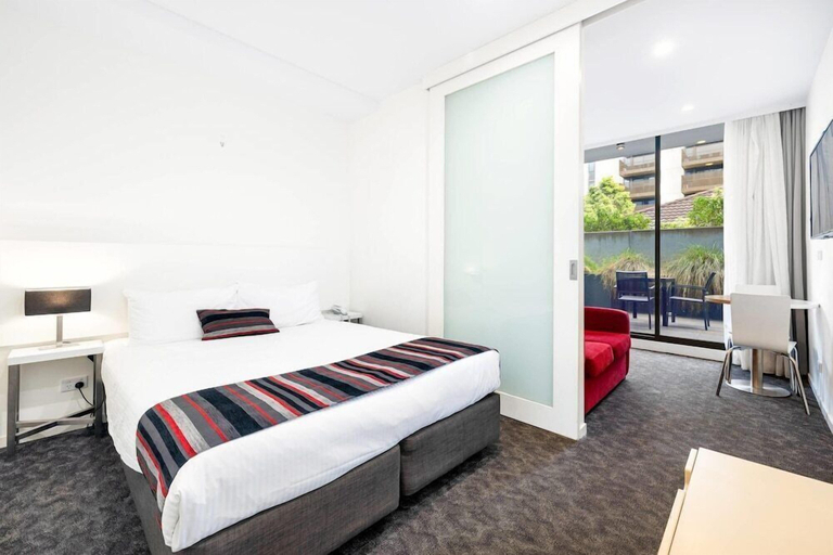 Room 5, City Edge Box Hill Apartment Hotel, Melbourne