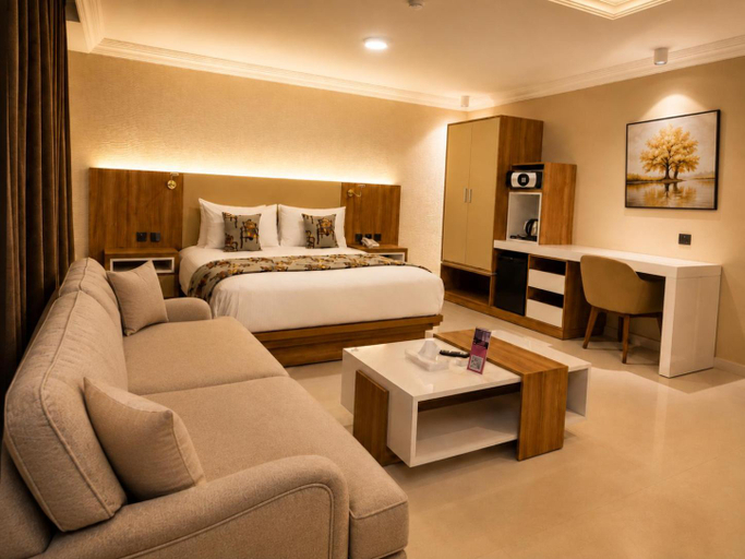 Bedroom 3, Home Suites Boutique Hotel, Western Urban