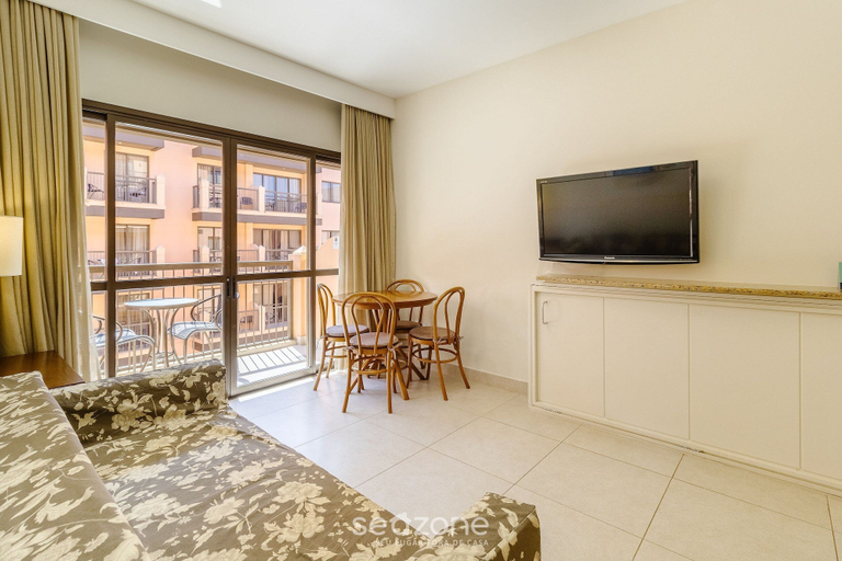 Living area 3, Suite With Beautiful Sea/pool View Jurere Jbv248, Florianopolis