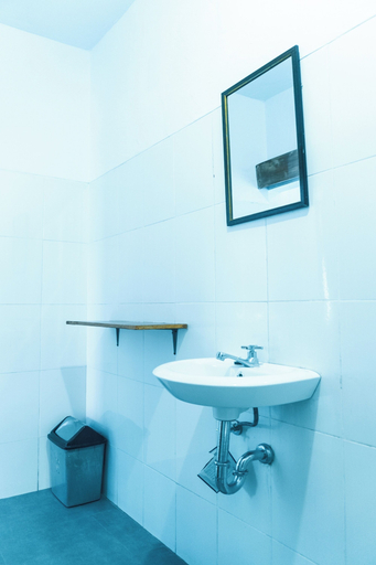 Bathroom 4, The Wina Guesthouse 2, Badung
