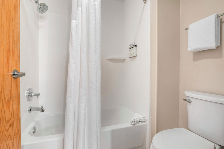 Bathroom 3, Holiday Inn Express DEFOREST (MADISON AREA) by IHG, Dane