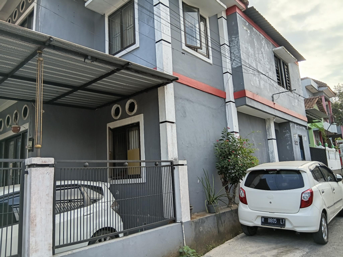 Exterior & Views 4, HOMESTAY BINTANG SYARIAH , Banyumas