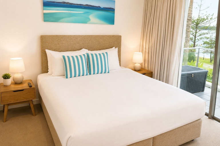 Bedroom 3, Silvershore Apartments on the Broadwater, Gold Coast