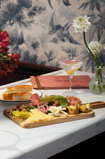 Food & Drinks 5, St. Elmo Hotel, Ouray