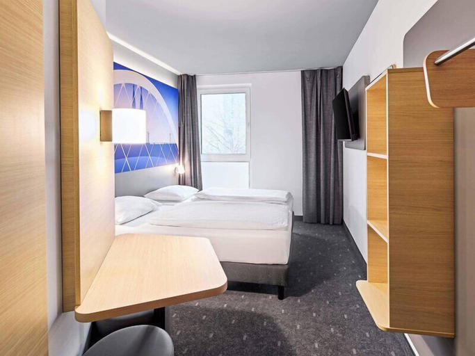 Bedroom 4, B&B Hotel Köln-Messe, Köln
