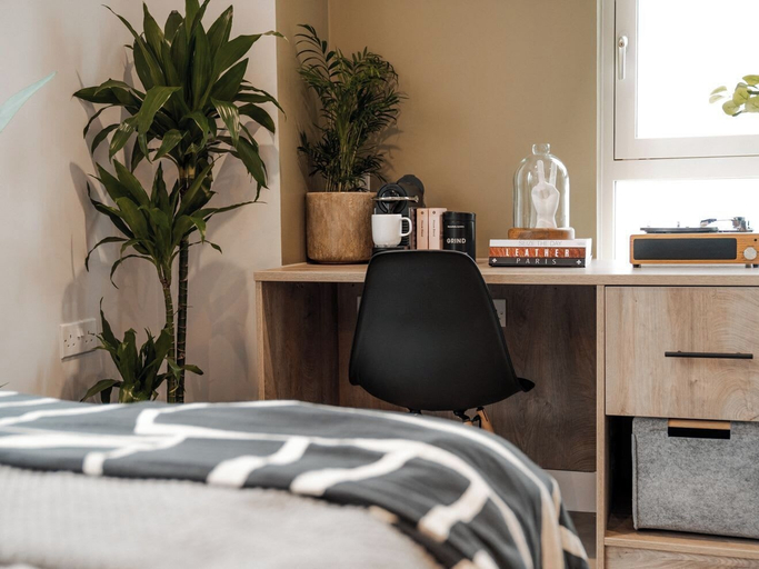 Room 4, Student Only South Bermondsey, London