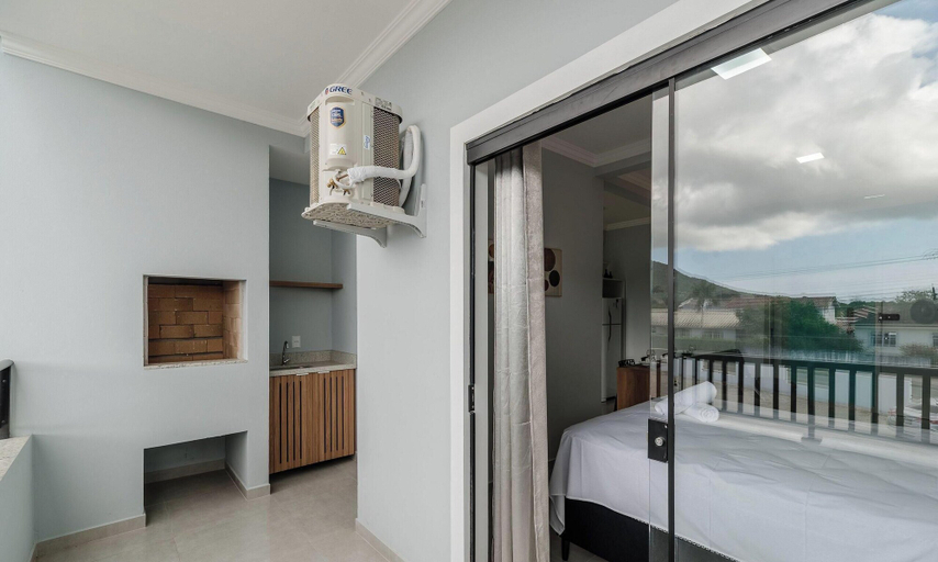 Room, Studio w/ BBQ Near the Airport - Rrc0206, Florianopolis