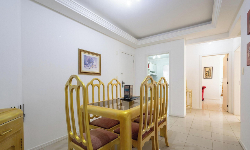 Dining 4, Apt Ocean View and Beachfront Dnl0201, Itapema