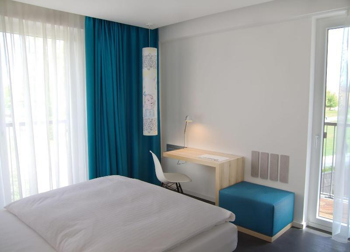 Bedroom 2, Grimm's Hotel am Potsdamer Platz, Berlin
