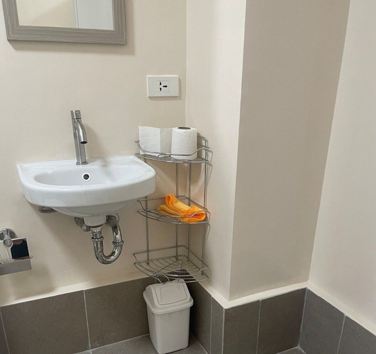 Bathroom 3, Cozy Retreat by Jane at Balai, Lapu-Lapu City