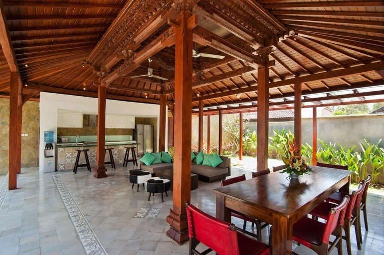 Outdoor dining 5, Villa Amalia, Badung