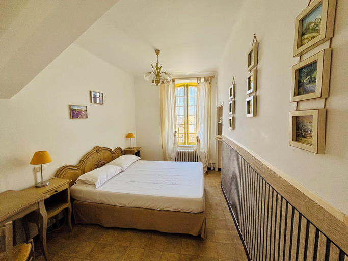 Bedroom 2, Hotel le Siecle, Vaucluse