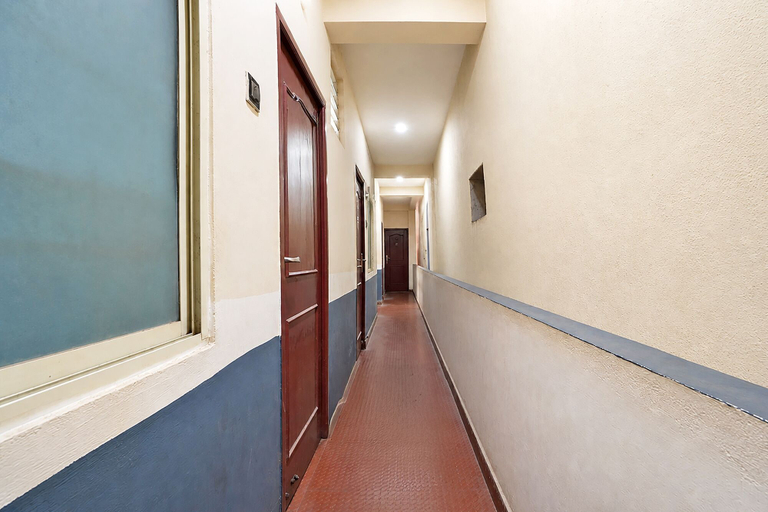Lobby 5, Fabhotel T Nagar Residency, Chennai