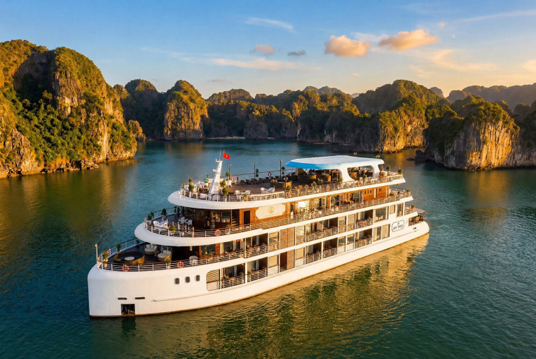 Miscellaneous 4, Hermes Premium Cruise, Hạ Long