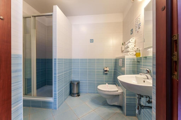 Bathroom 5, Le Mont Medical & Spa, Lubań