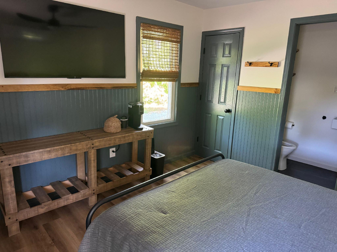 Bedroom 3, The Gate, Onondaga