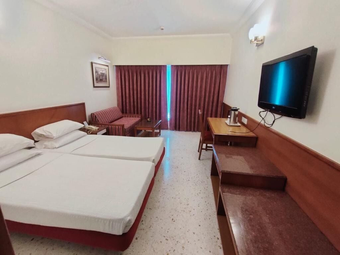 Bedroom 3, Trance Oakwood Hotel, Pune