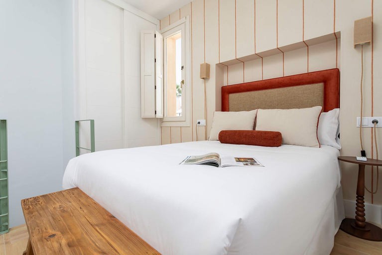 Room 2, Genteel Home Padre Marchena 13 201, Sevilla