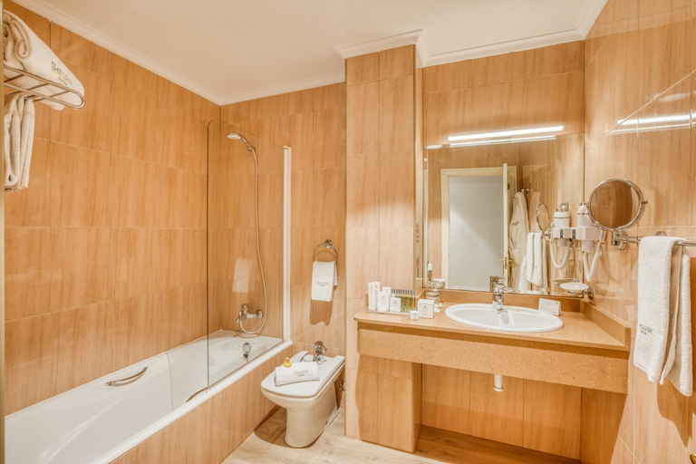 Bathroom 4, Sercotel Arenal Bilbao, Ascend Hotel Collection, Vizcaya