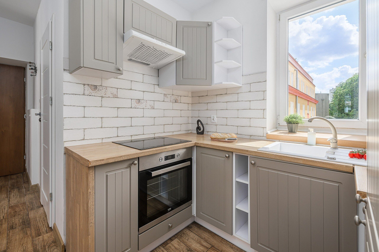 Private kitchen 3, Lumina Family 4-room Apart near Metro, Warsaw
