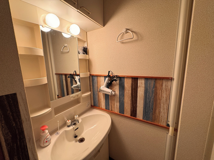 Bathroom 3, Calmbase Nishiizu Izayoi, Numazu