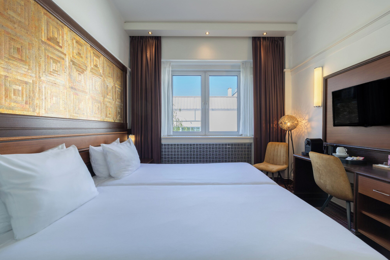 Bedroom 4, Amrâth Hotel DuCasque, Maastricht