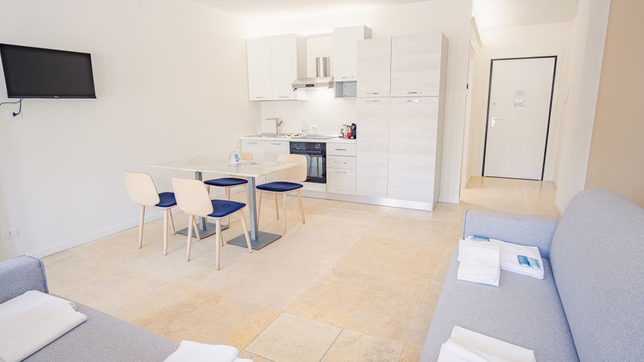 Room 2, 22 Relais du Lac Elite - Italian Homing, Brescia