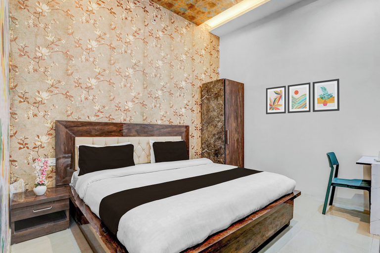 Room 2, Collection O Rudrapur Bus Stand Formerly, Udham Singh Nagar